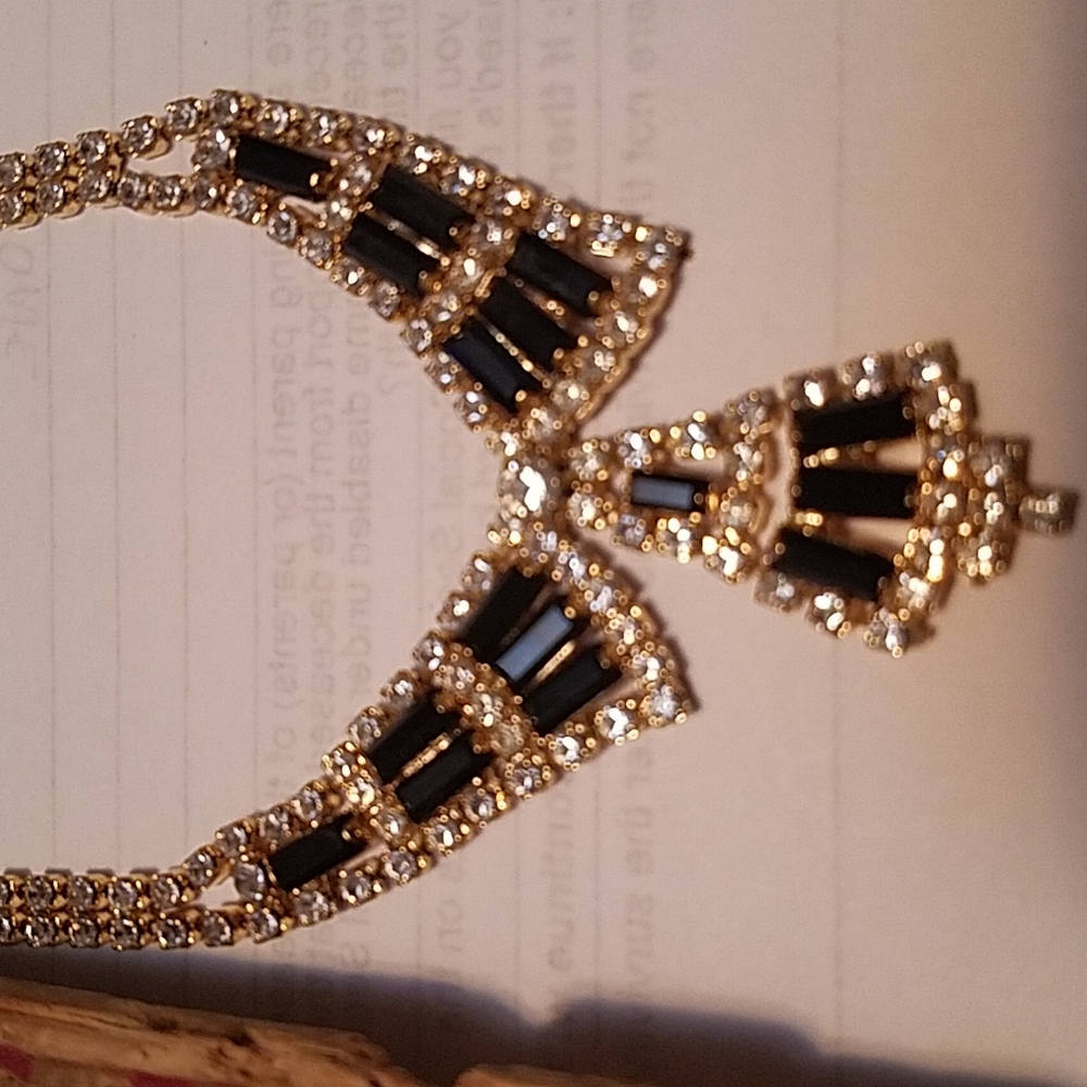 Necklace - Picture 3 of 5